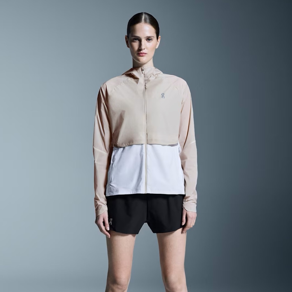 On Clouds Core Jacket